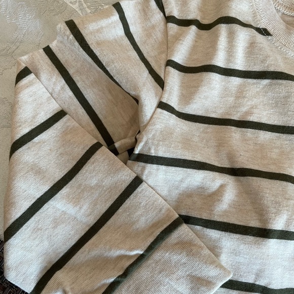 Garanimals striped long sleeve shirt 5T - Picture 3 of 5